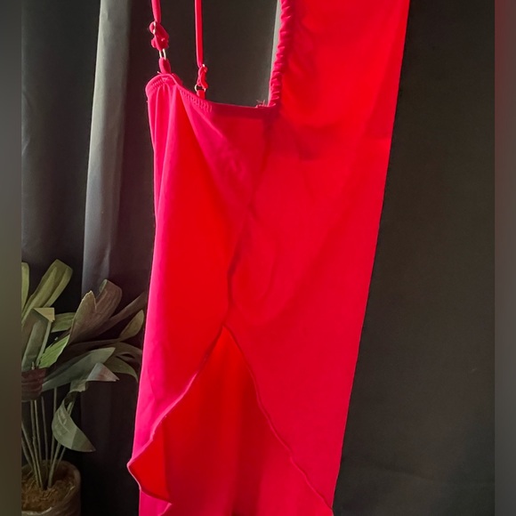 🎄Buy2Get1Free🎄Red asymmetrical top - Picture 5 of 5